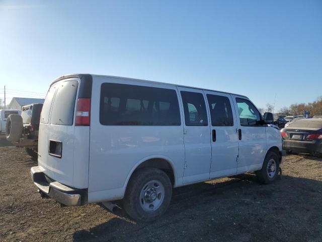 Photo 3 from auction – 2017 CHEVROLET EXPRESS G2 with VIN 1GAWGFFF3H1253848