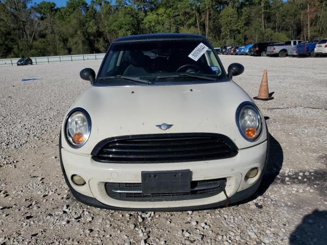 Photo 5 from auction – 2011 MINI COOPER with VIN WMWSU3C57BT097296