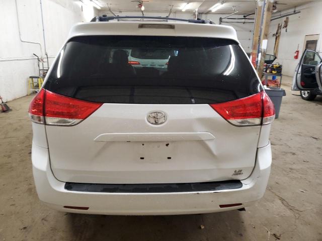 Photo 6 from auction – 2014 TOYOTA SIENNA LE with VIN 5TDJK3DC9ES074297