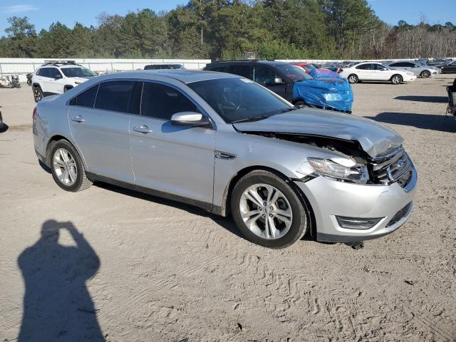 Photo 4 from auction – 2013 FORD TAURUS SEL with VIN 1FAHP2E89DG163662