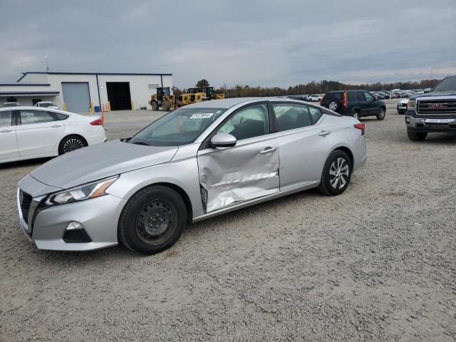 NISSAN ALTIMA S 2019 with VIN 1N4BL4BV6KC167597 - Photo from auction