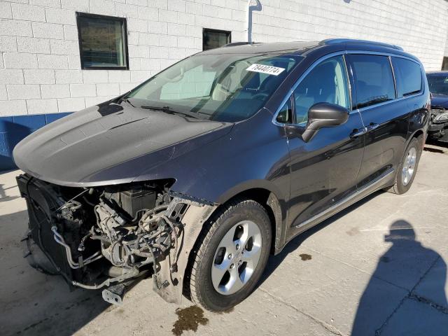 CHRYSLER PACIFICA T 2017 with VIN 2C4RC1EG2HR541787 - Photo from auction