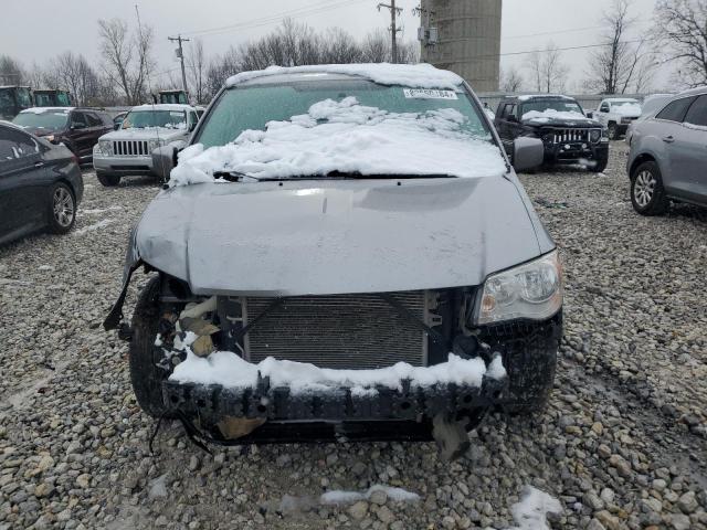 Photo 5 from auction – 2016 CHRYSLER TOWN & COU with VIN 2C4RC1BG1GR282180
