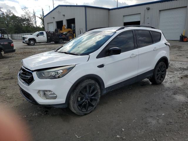 FORD ESCAPE SE 2017 with VIN 1FMCU0GD0HUD24530 - Photo from auction