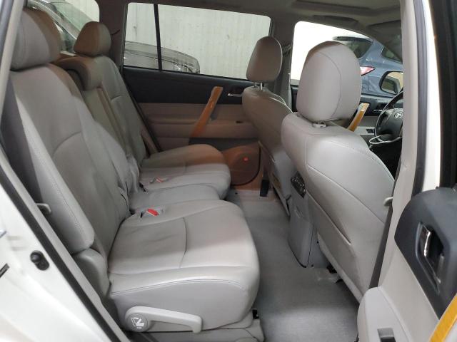 Photo 11 from auction – 2008 TOYOTA HIGHLANDER with VIN JTEEW44A882021513