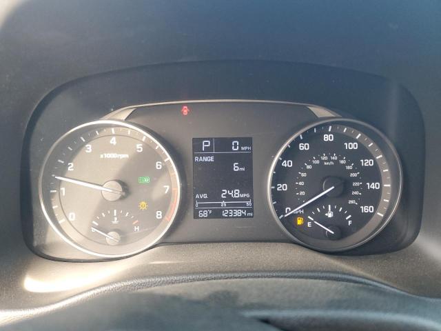 Photo 9 from auction – 2017 HYUNDAI ELANTRA SE with VIN 5NPD74LF2HH181055