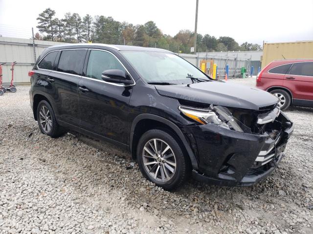 Photo 4 from auction – 2019 TOYOTA HIGHLANDER with VIN 5TDJZRFH5KS582642