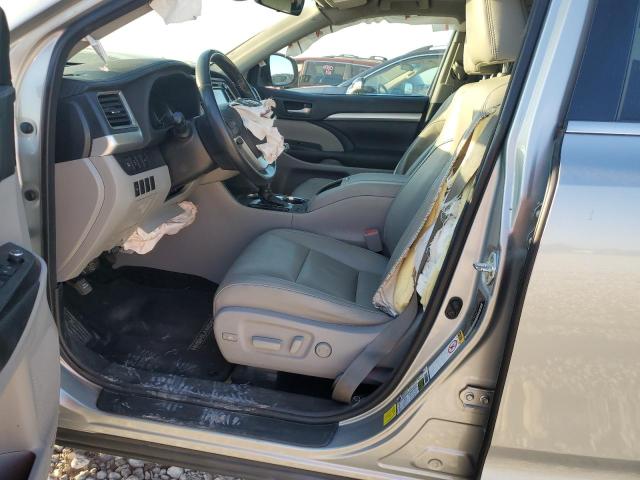 Photo 7 from auction – 2017 TOYOTA HIGHLANDER with VIN 5TDJZRFH9HS518323