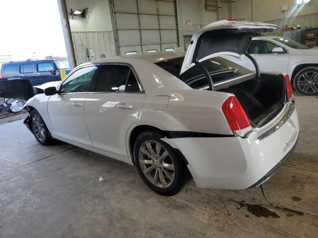 Photo 2 from auction – 2022 CHRYSLER 300 TOURIN with VIN 2C3CCARG8NH100185