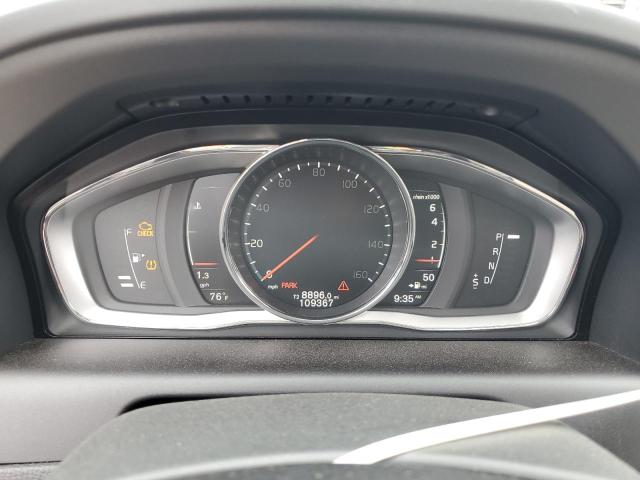 Photo 9 from auction – 2017 VOLVO XC60 T5 IN with VIN YV440MRU4H2012129