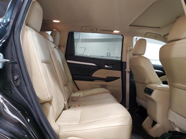 Photo 11 from auction – 2016 TOYOTA HIGHLANDER with VIN 5TDJKRFH6GS256408