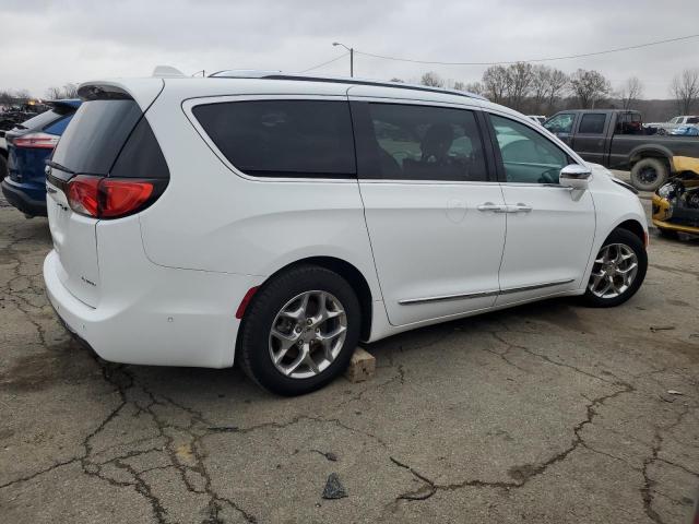 Photo 3 from auction – 2017 CHRYSLER PACIFICA L with VIN 2C4RC1GGXHR611243