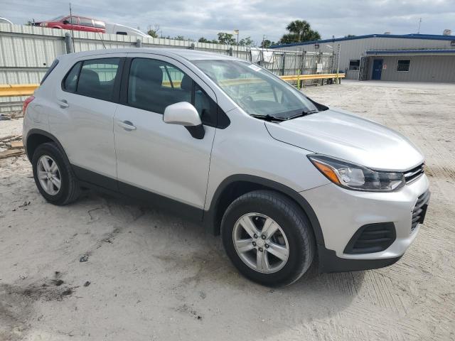 Photo 4 from auction – 2019 CHEVROLET TRAX LS with VIN 3GNCJNSB2KL227483