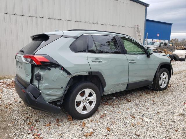 Photo 3 from auction – 2021 TOYOTA RAV4 XLE with VIN JTMP1RFV5MD076301