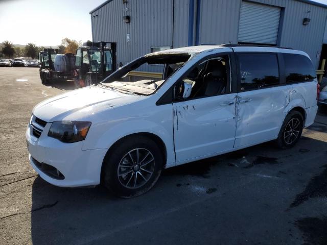 DODGE GRAND CARA 2018 with VIN 2C4RDGEG8JR219922 - Photo from auction