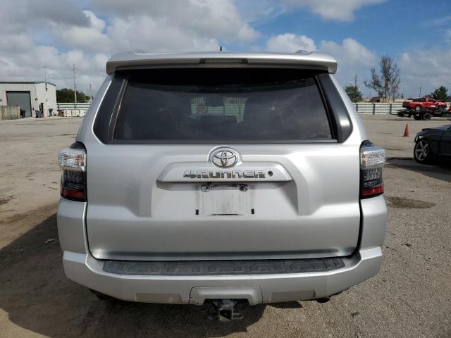 Photo 6 from auction – 2017 TOYOTA 4RUNNER SR with VIN JTEZU5JR2H5152281