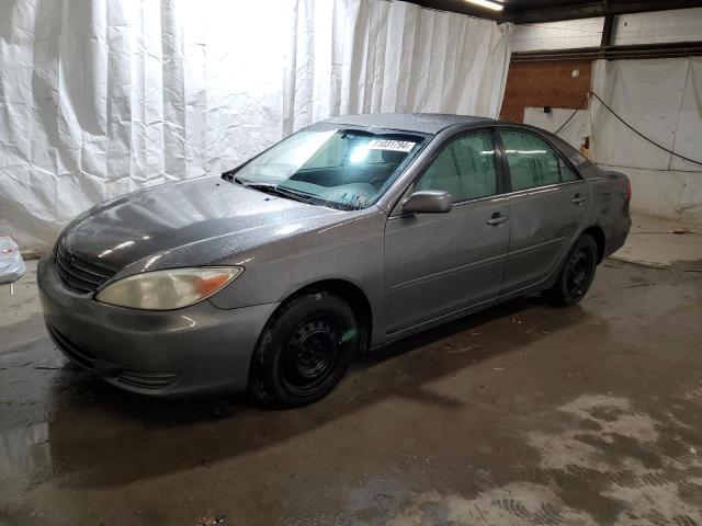 TOYOTA CAMRY LE 2004 with VIN 4T1BE32K74U897130 - Photo from auction