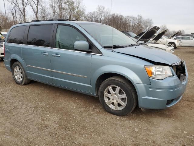 Photo 4 from auction – 2010 CHRYSLER TOWN & COU with VIN 2A4RR5D19AR387078