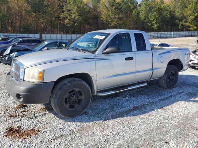 DODGE DAKOTA ST 2005 with VIN 1D7HW22KX5S133507 - Photo from auction