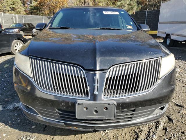 Photo 5 from auction – 2014 LINCOLN MKT with VIN 2LMHJ5NK9EBL52295