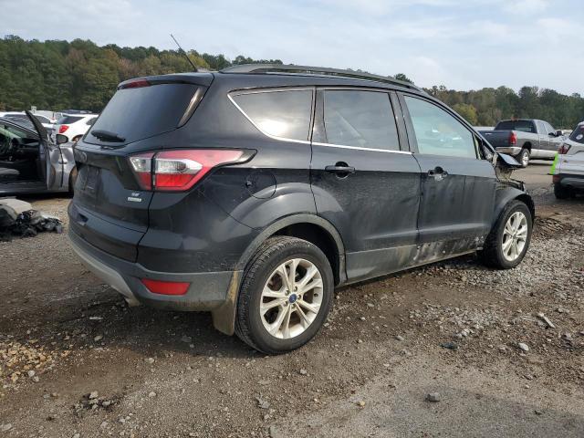 Photo 3 from auction – 2017 FORD ESCAPE SE with VIN 1FMCU0GD7HUD24234