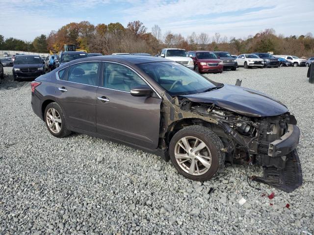 Photo 4 from auction – 2015 NISSAN ALTIMA 2.5 with VIN 1N4AL3AP1FN392769