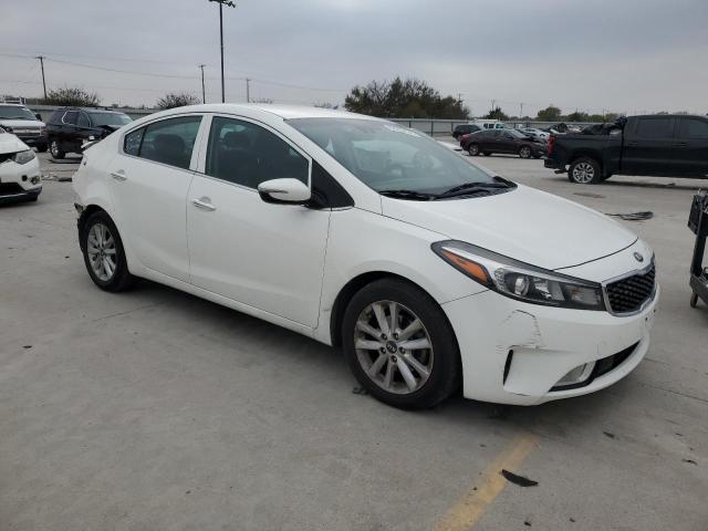 Photo 4 from auction – 2017 KIA FORTE LX with VIN 3KPFL4A78HE103822