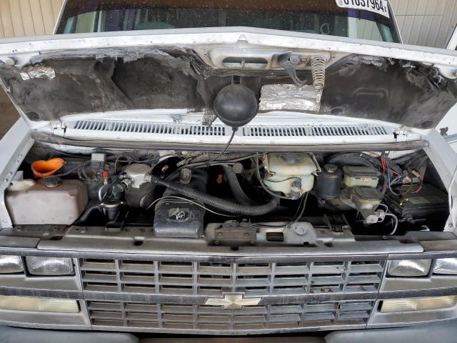 Photo 12 from auction – 1992 CHEVROLET G20 with VIN 1GBEG25K3N7110762