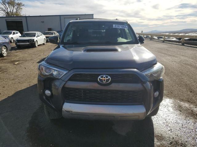 Photo 5 from auction – 2018 TOYOTA 4RUNNER SR with VIN JTEBU5JR3J5599693