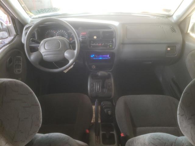 Photo 8 from auction – 2001 CHEVROLET TRACKER with VIN 2CNBJ634616909629
