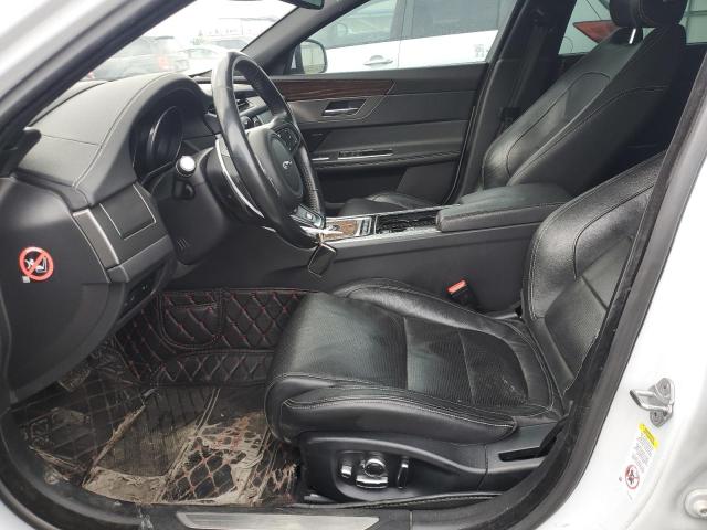 Photo 7 from auction – 2016 JAGUAR XF S with VIN SAJBG4BV0GCY12865