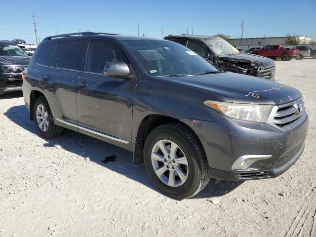 Photo 4 from auction – 2013 TOYOTA HIGHLANDER with VIN 5TDZK3EH5DS139609