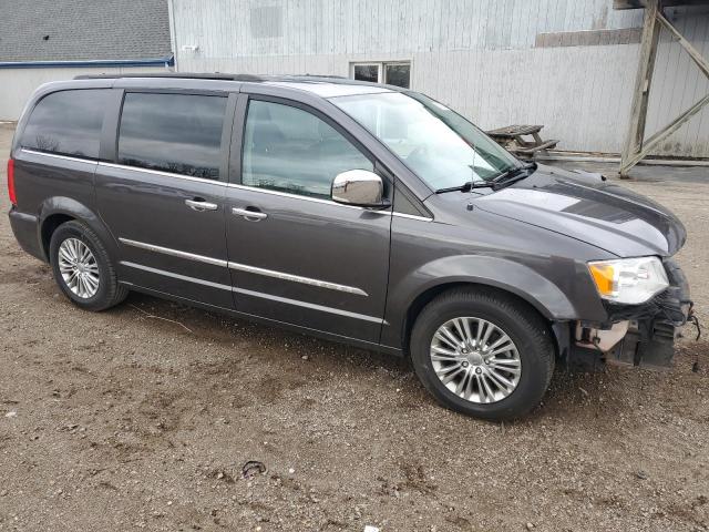 Photo 4 from auction – 2016 CHRYSLER TOWN & COU with VIN 2C4RC1CG7GR133173