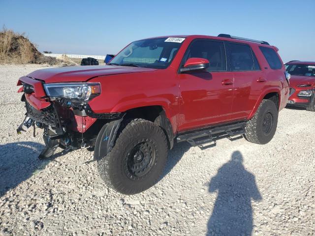 TOYOTA 4RUNNER SR 2024 with VIN JTEMU5JR2R6236316 - Photo from auction