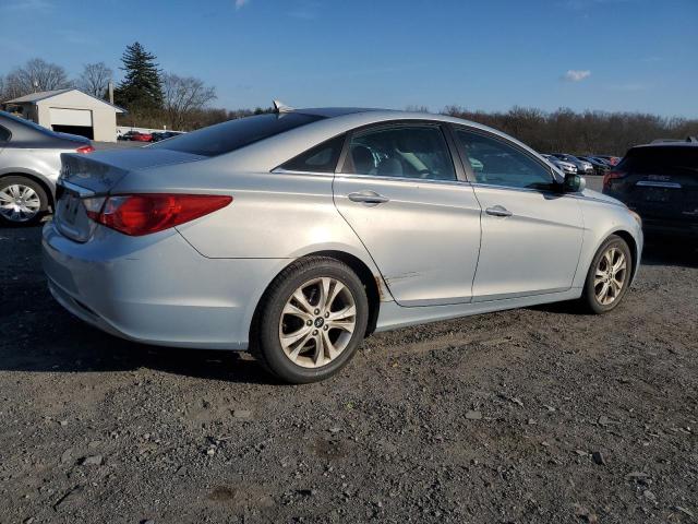 Photo 3 from auction – 2011 HYUNDAI SONATA GLS with VIN 5NPEB4AC8BH047105