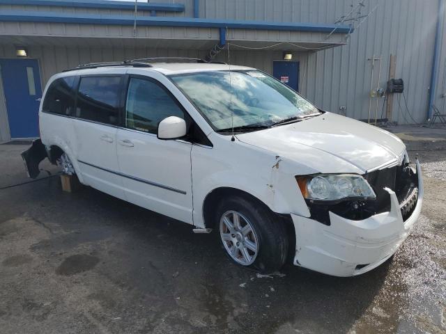 Photo 4 from auction – 2010 CHRYSLER TOWN & COU with VIN 2A4RR5D19AR463477