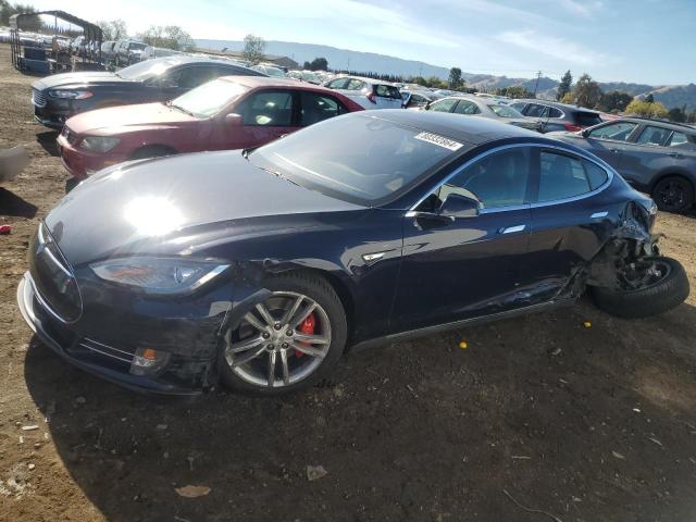 TESLA MODEL S 85 2015 with VIN 5YJSA1H26FFP71056 - Photo from auction