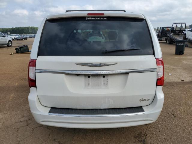 Photo 6 from auction – 2016 CHRYSLER TOWN & COU with VIN 2C4RC1BG1GR148866
