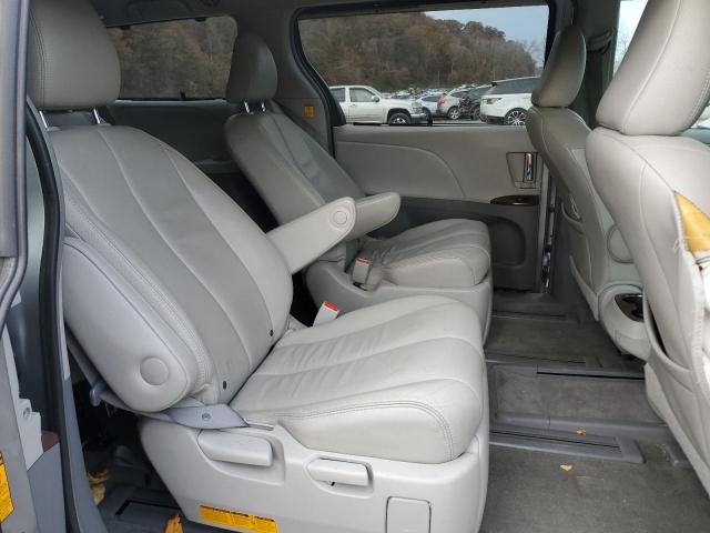 Photo 11 from auction – 2013 TOYOTA SIENNA XLE with VIN 5TDDK3DC3DS054543