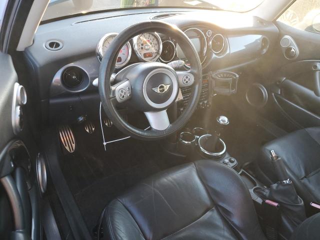 Photo 8 from auction – 2005 MINI COOPER S with VIN WMWRE33565TD98869