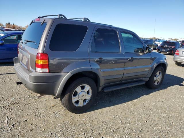 Photo 3 from auction – 2002 FORD ESCAPE XLT with VIN 1FMCU03102KD14112