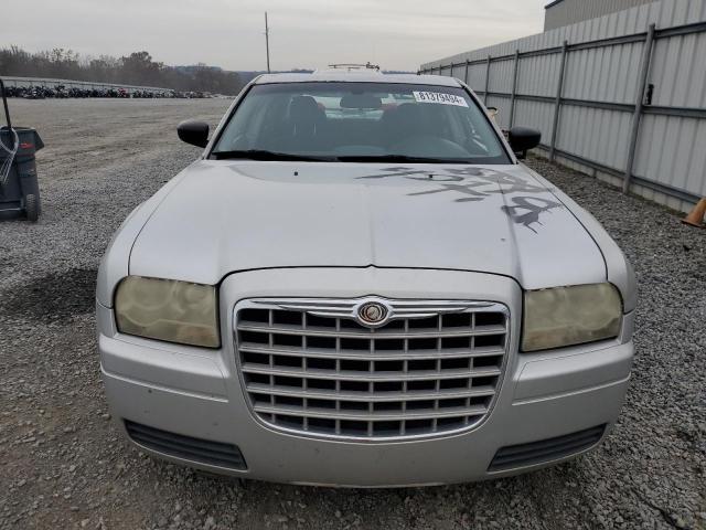 Photo 5 from auction – 2006 CHRYSLER 300 with VIN 2C3KA43RX6H119013
