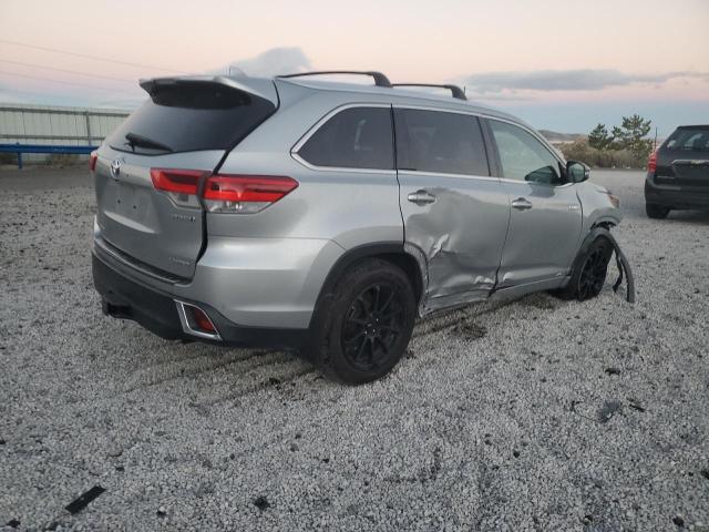 Photo 3 from auction – 2017 TOYOTA HIGHLANDER with VIN 5TDDGRFH8HS036462