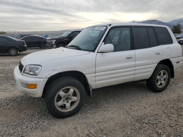 TOYOTA RAV4 2000 with VIN JT3HP10V7Y7154373 - Photo from auction