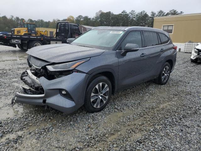 TOYOTA HIGHLANDER 2021 with VIN 5TDGZRAH3MS518037 - Photo from auction