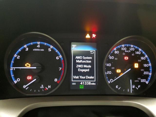 Photo 8 from auction – 2017 TOYOTA RAV4 XLE with VIN 2T3RFREV1HW551317
