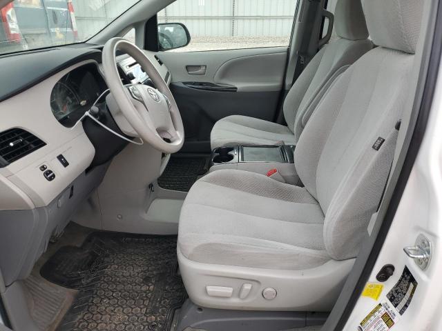 Photo 7 from auction – 2012 TOYOTA SIENNA LE with VIN 5TDJK3DC5CS048485