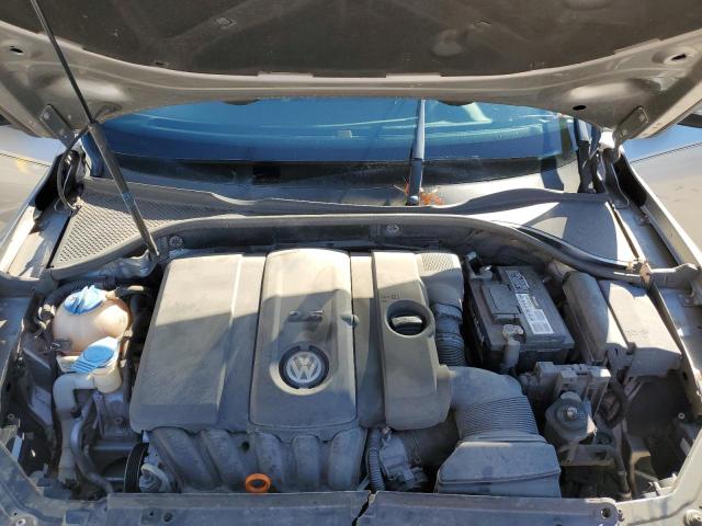 Photo 11 from auction – 2013 VOLKSWAGEN PASSAT S with VIN 1VWAP7A37DC097605