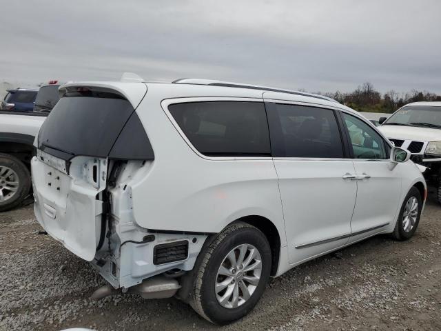 Photo 3 from auction – 2018 CHRYSLER PACIFICA T with VIN 2C4RC1BG1JR100873