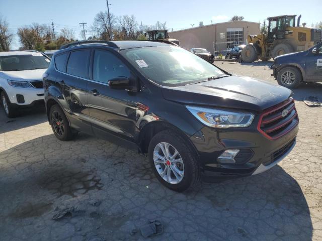 Photo 4 from auction – 2017 FORD ESCAPE SE with VIN 1FMCU9G92HUB65414